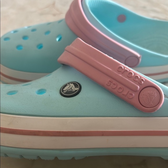 CROCS Pink and Blue Sandals with Ventilation Holes - Picture 3 of 5